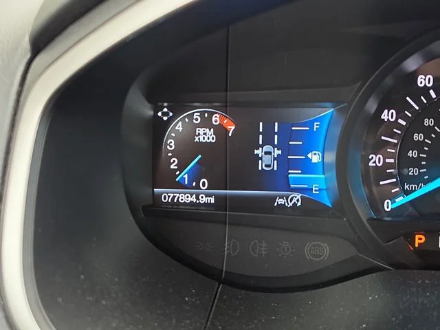 Used 2019 Gray Ford SEL image 25