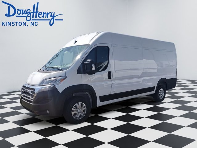 2025 RAM ProMaster 3500 SLT