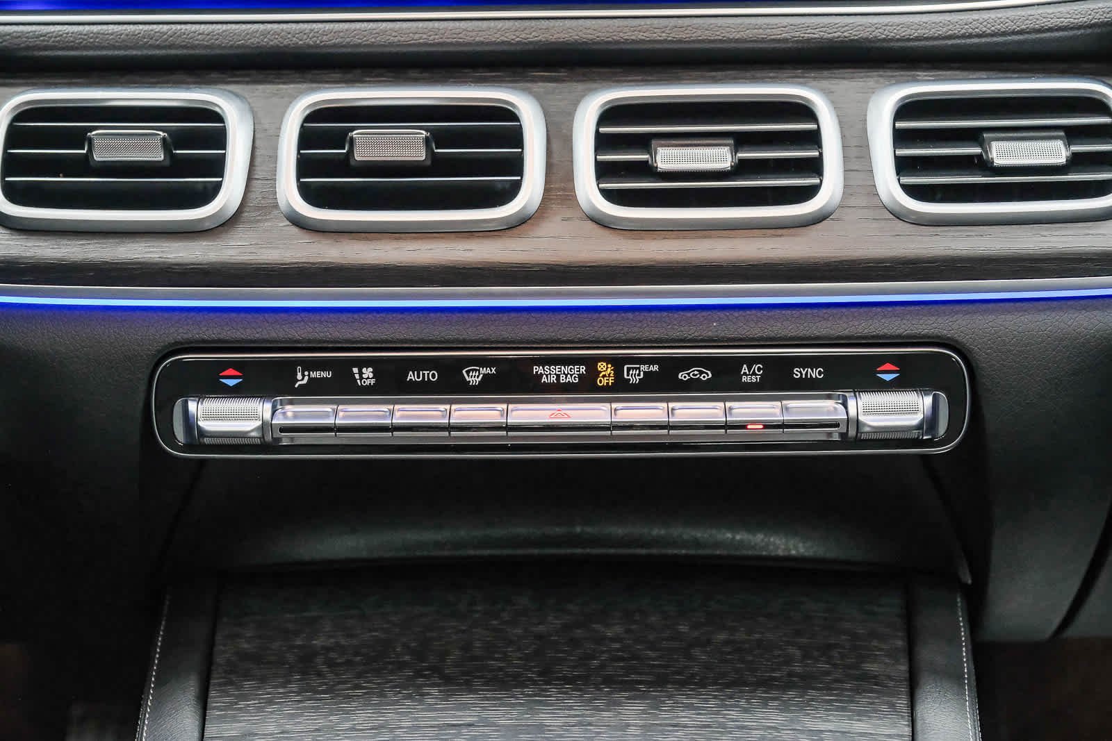 Certified Used 2025 MANUFAKTUR Alpine Grey Mercedes-Benz GLE 350 image 18