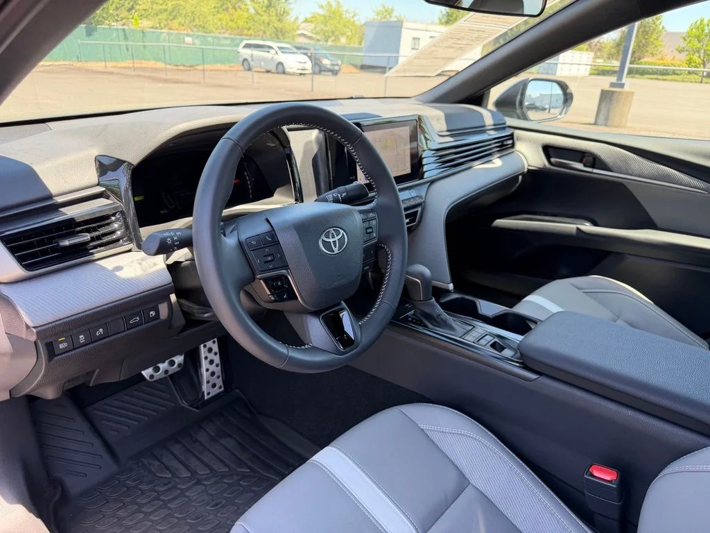 Used 2025 Underground Toyota SE image 16