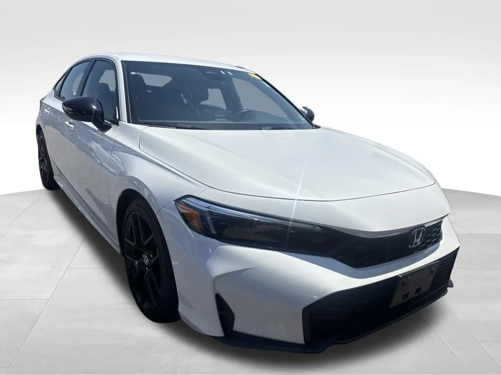 Used 2025 White Honda Sport image 3