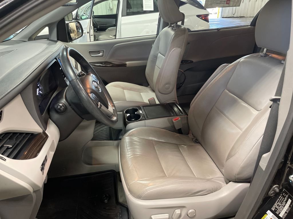 Certified Used 2017 Black Toyota XLE Premium image 13