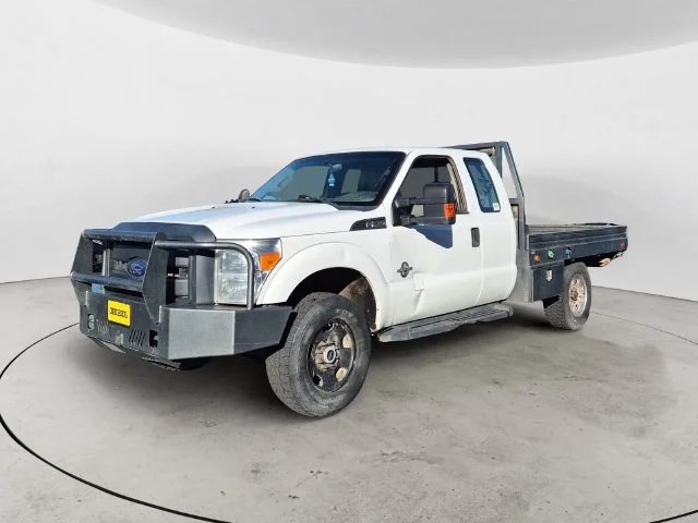 Used 2014 White Ford XL image 1