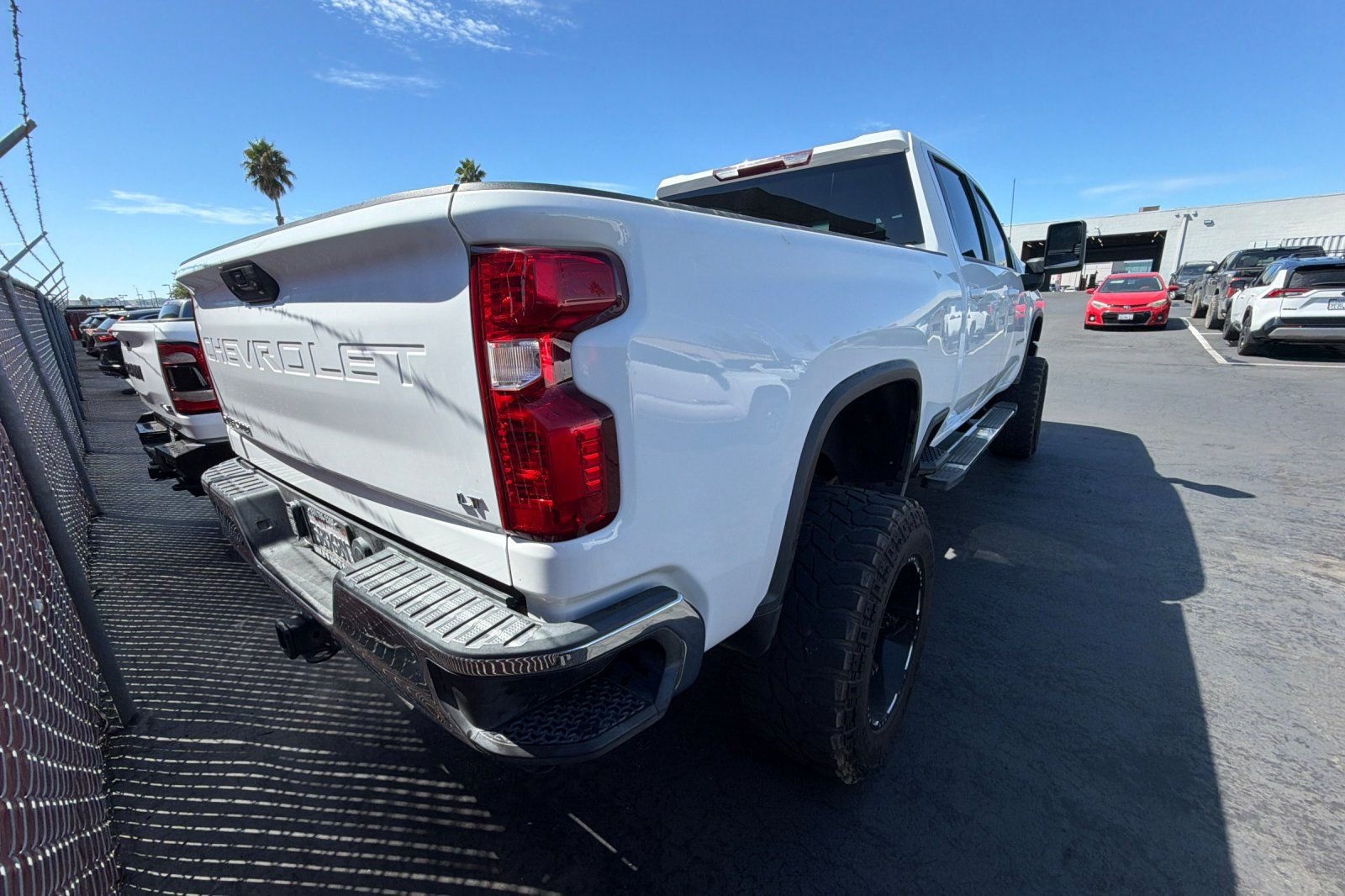 Used 2022 White Chevrolet LT image 6