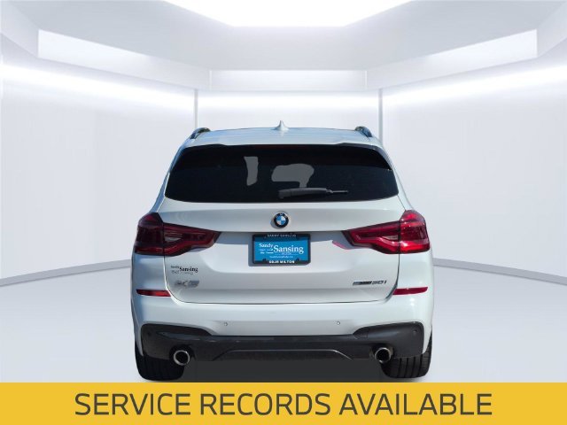 Used 2021 Alpine White BMW sDrive30i image 4