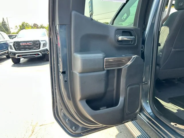2019 Chevrolet Silverado 1500 RST - Photo 18