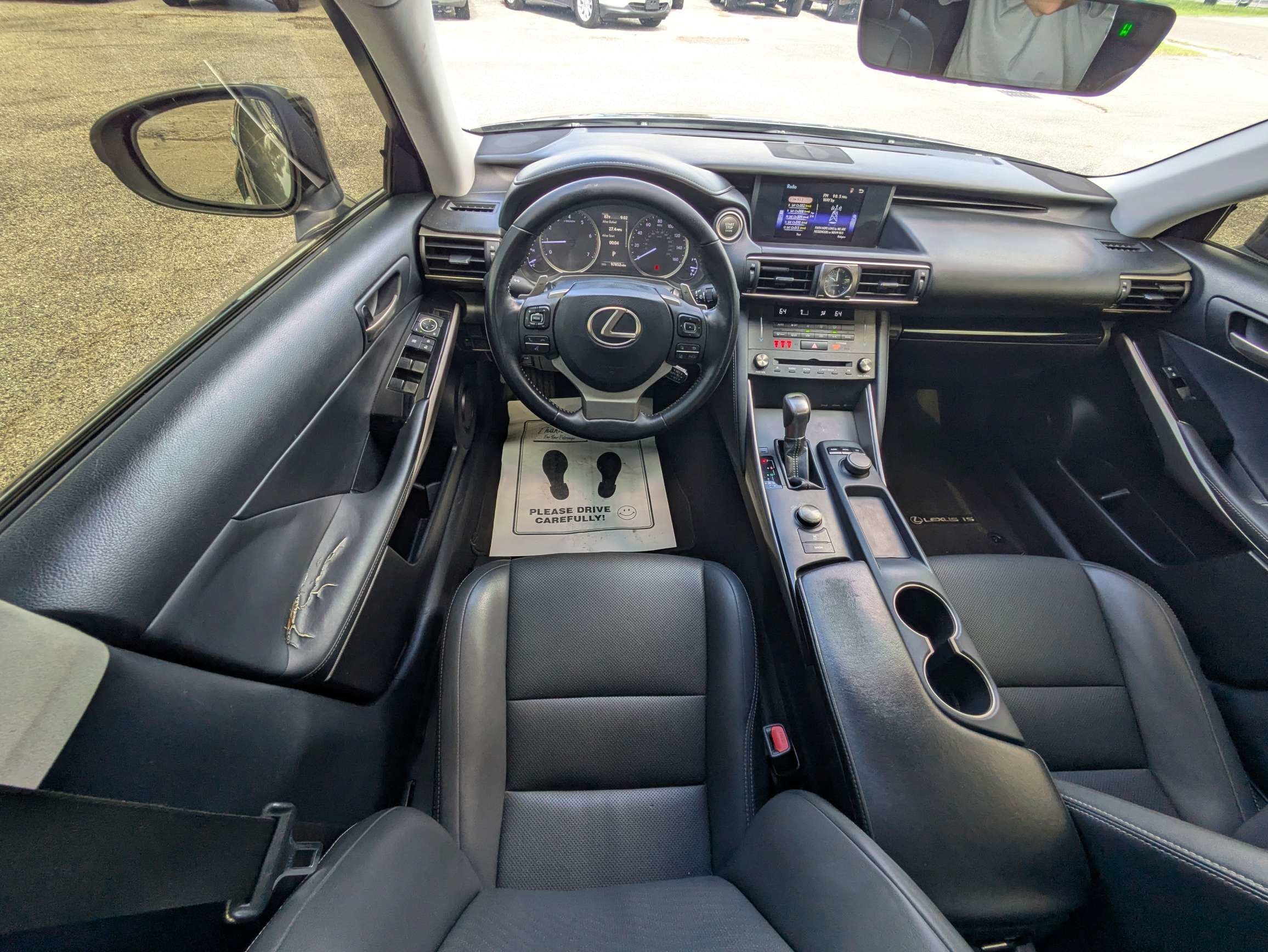 Used 2019  Lexus  image 16