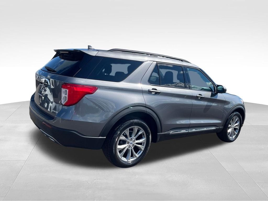 Used 2022 Gray Ford XLT image 6
