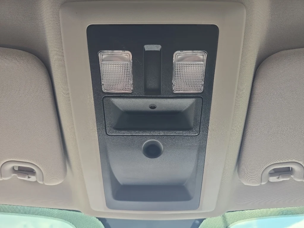 Used 2018 Grey Ram Tradesman image 23