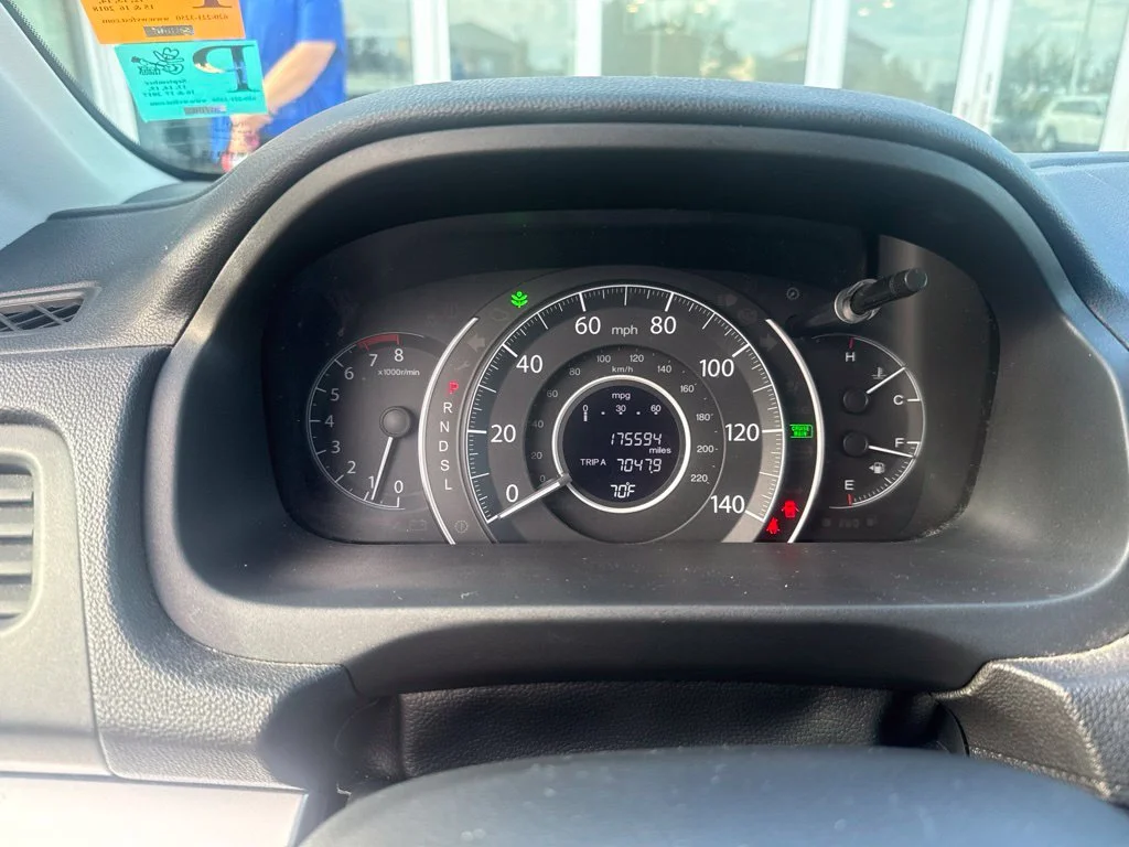 Used 2016  Honda EX image 2