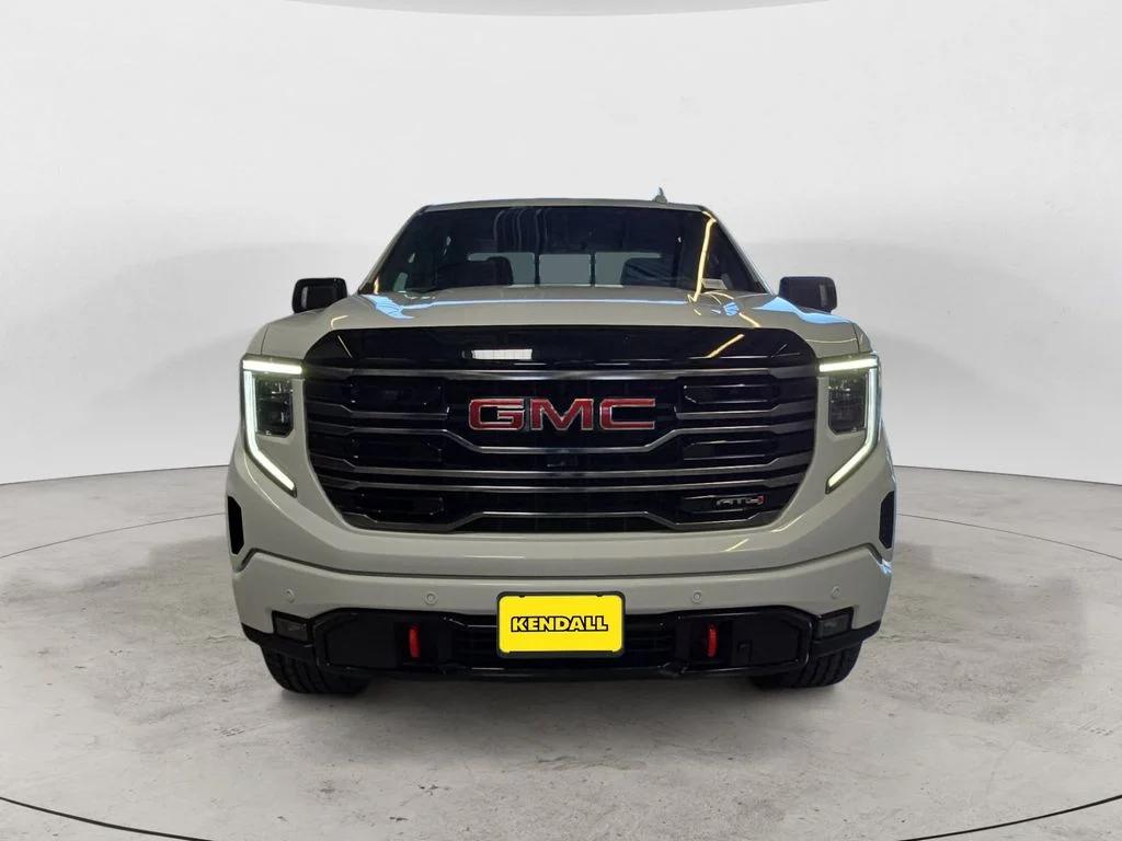 2025 GMC Sierra 1500 AT4 - Photo 2