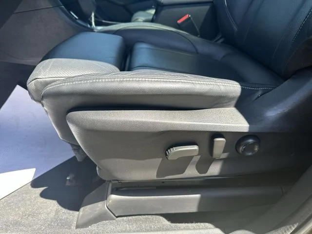 Used 2023 Green Metallic Subaru Limited image 38