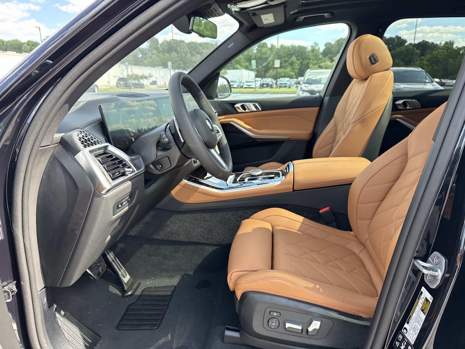 New 2026 Carbon Black Metallic BMW xDrive40i image 14