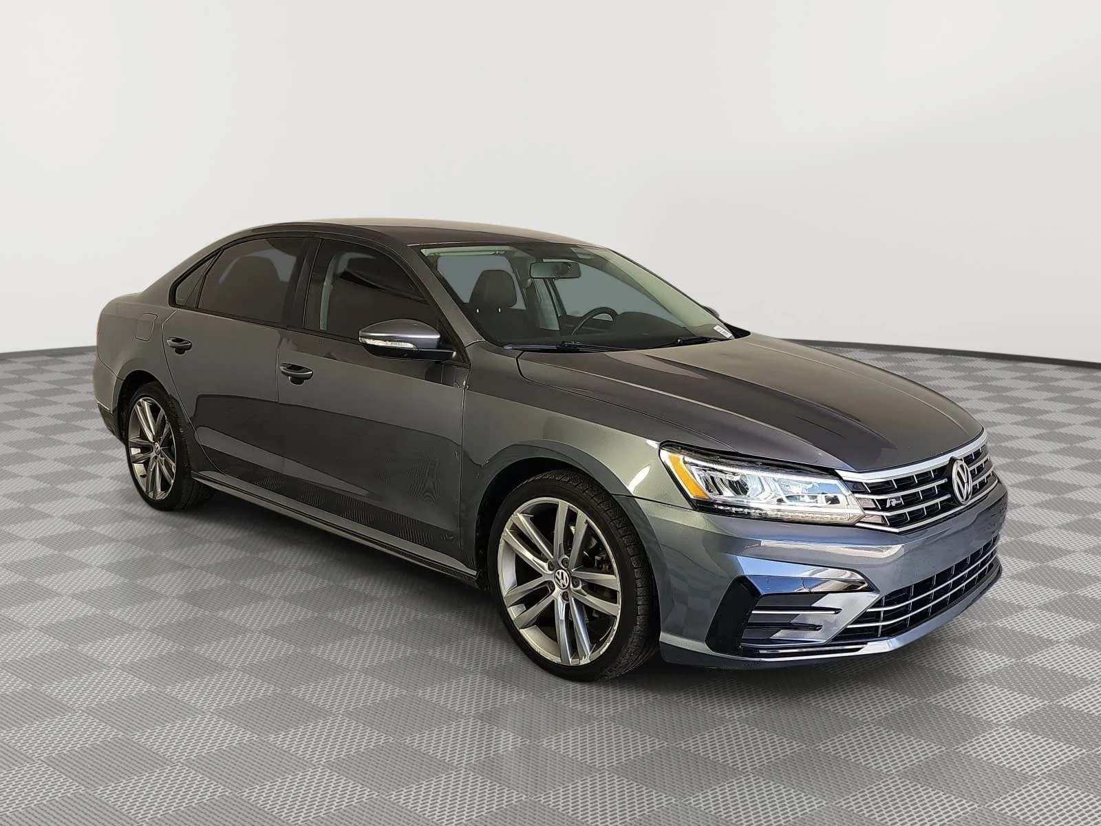 Used 2018 Volkswagen Passat S with VIN 1VWAA7A39JC010753 for sale in Palmetto Bay, FL