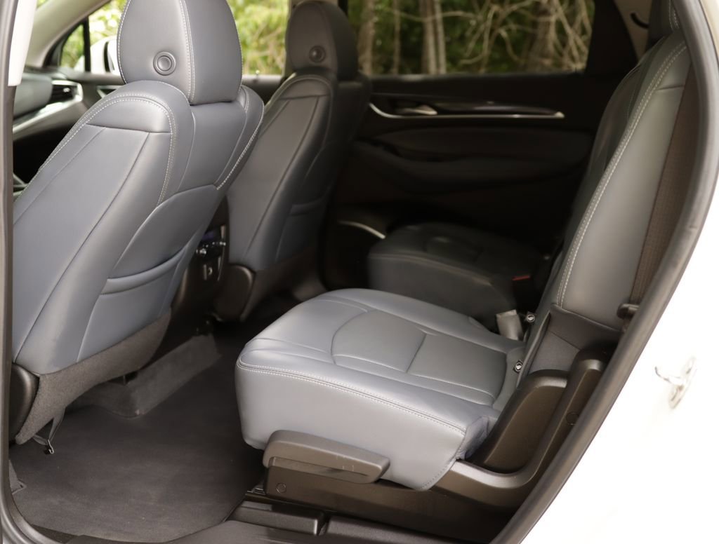 Used 2021 Includes Satin Nickel lower exterior accent color.) Buick Essence image 24