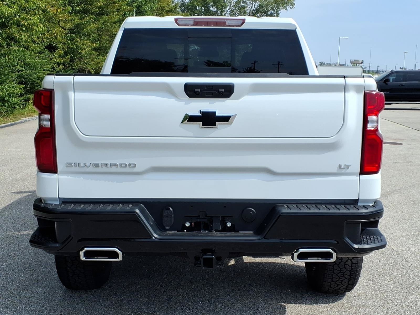 New 2026 Summit White Chevrolet LT Trail Boss image 19