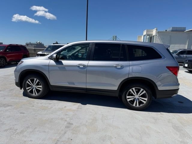 Used 2016 Gray Honda EX-L image 4