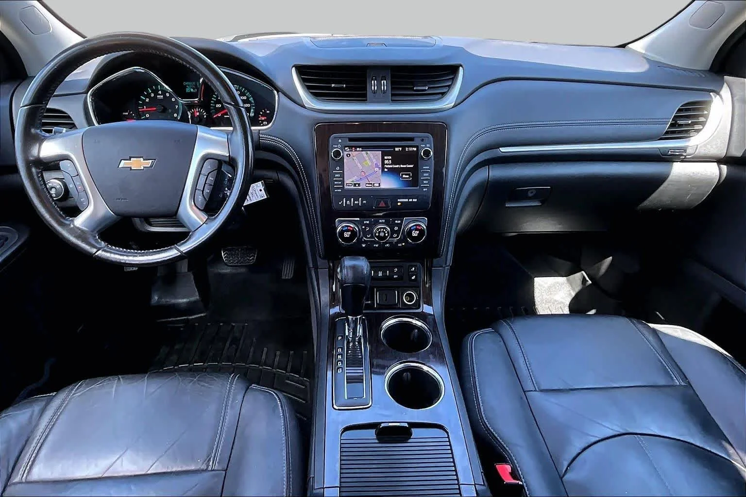 Used 2016 Summit White Chevrolet LT image 16