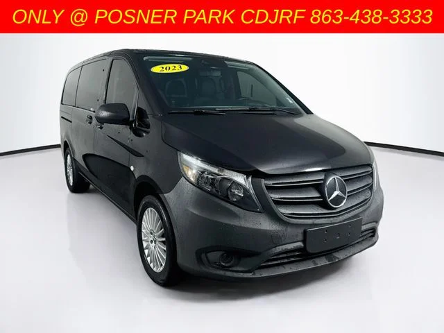 2023 Mercedes-Benz Metris Passenger Van