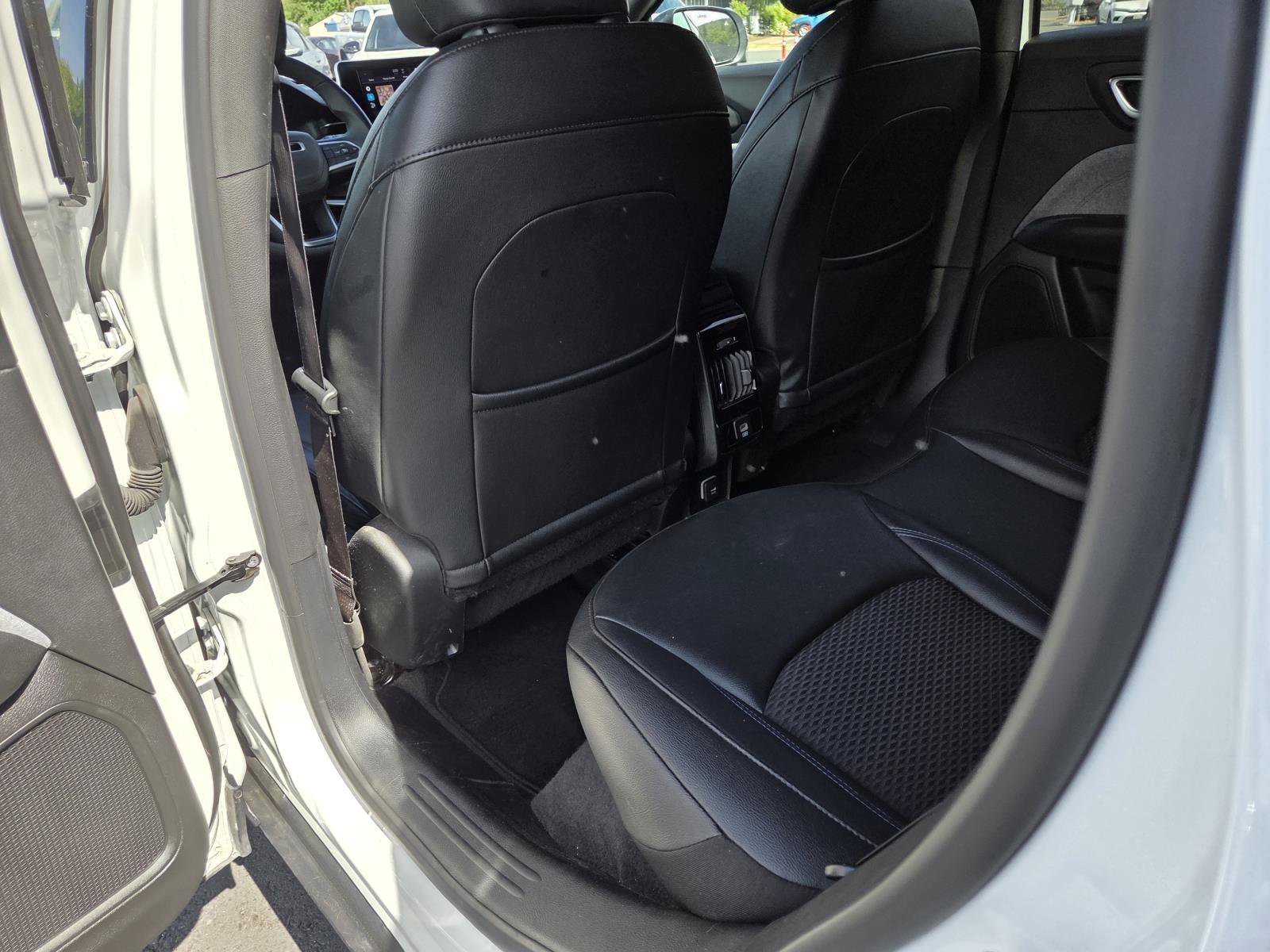 2025 Jeep Compass Latitude - Photo 14