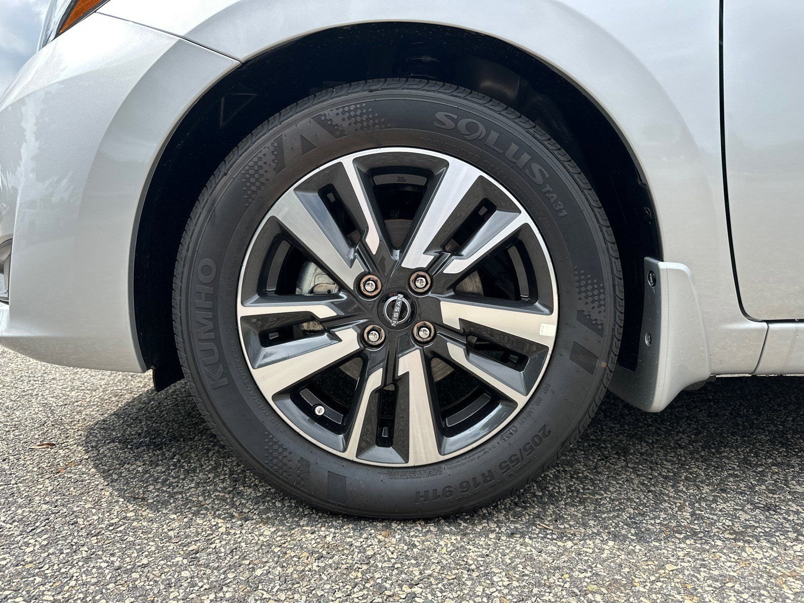 2025 Nissan Versa Sedan S - Photo 11