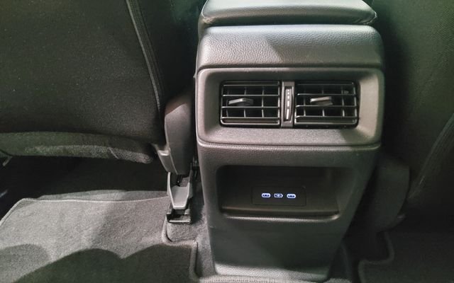 Used 2024 White Honda EX image 25