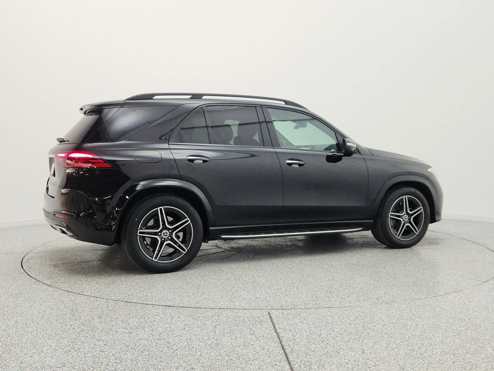 Used 2025 Black Mercedes-Benz GLE 350 SUV image 5