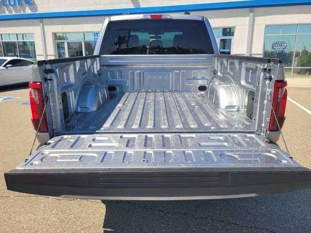 Used 2025  Ford XLT image 11
