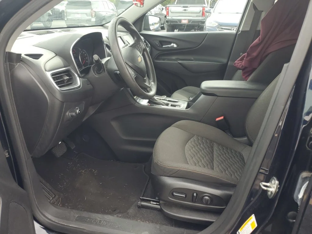 Used 2021 Blue Chevrolet LT image 11