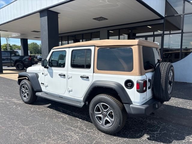 Used 2022 White Jeep Unlimited Sport S image 5