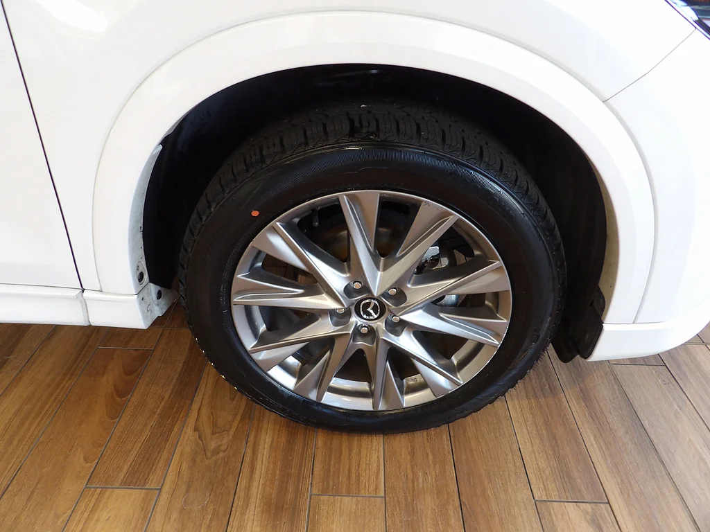Certified Used 2024 Rhodium White Metallic Mazda 2.5 S Premium image 4