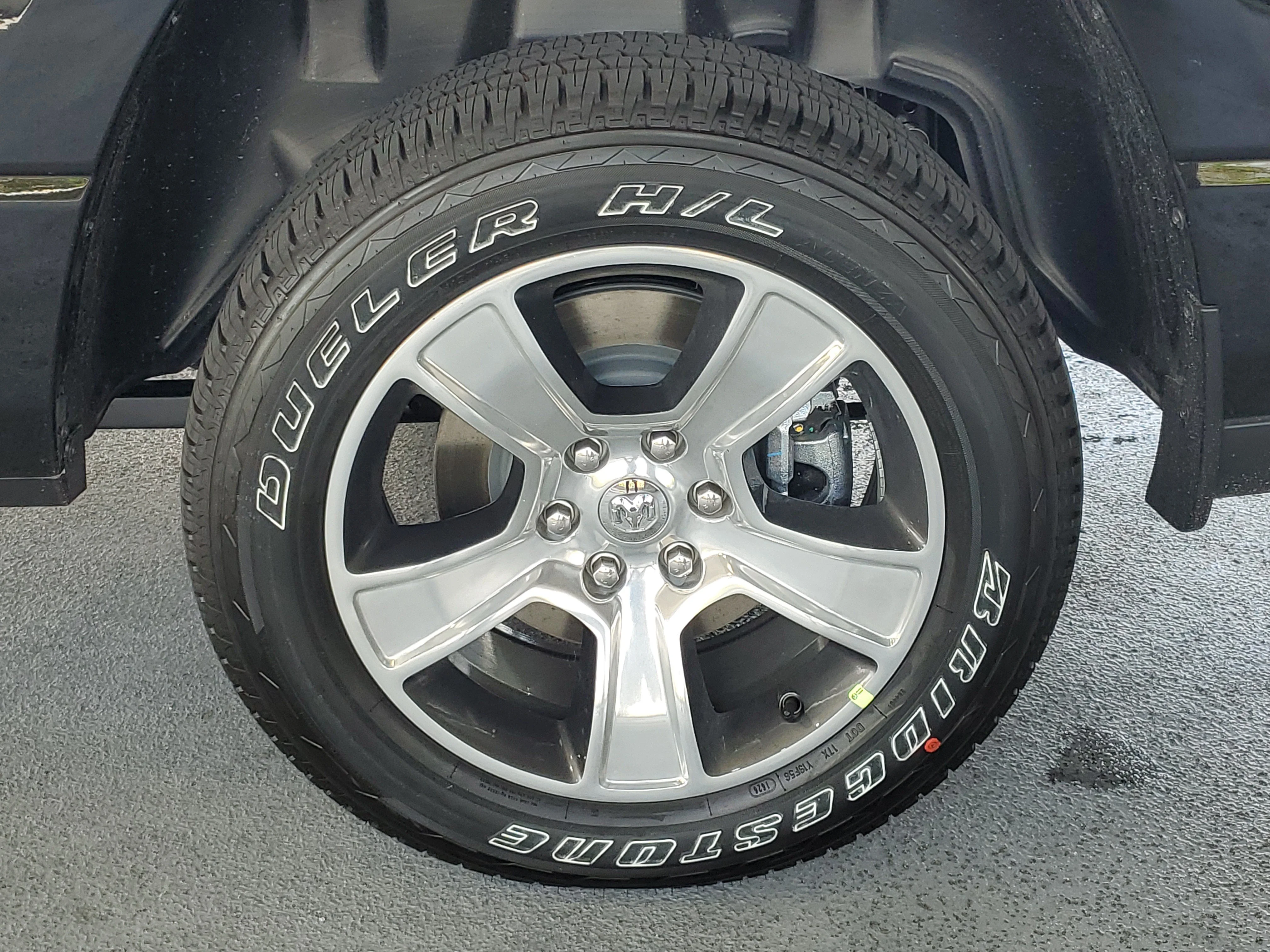 New 2026 Diamond Black Crystal Pearl-Coat Exterior Paint RAM Express image 6