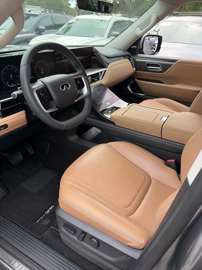 Used 2026 Dynamic Metal INFINITI LUXE image 5