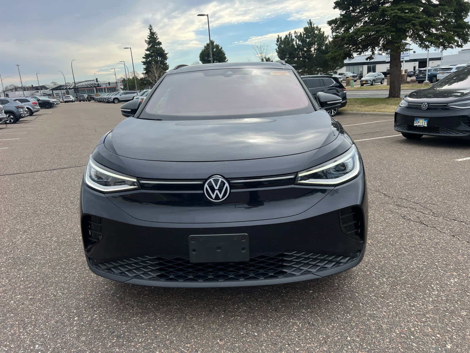 Used 2023 Volkswagen ID.4 PRO S with VIN 1V2GNPE82PC008017 for sale in Minneapolis, MN