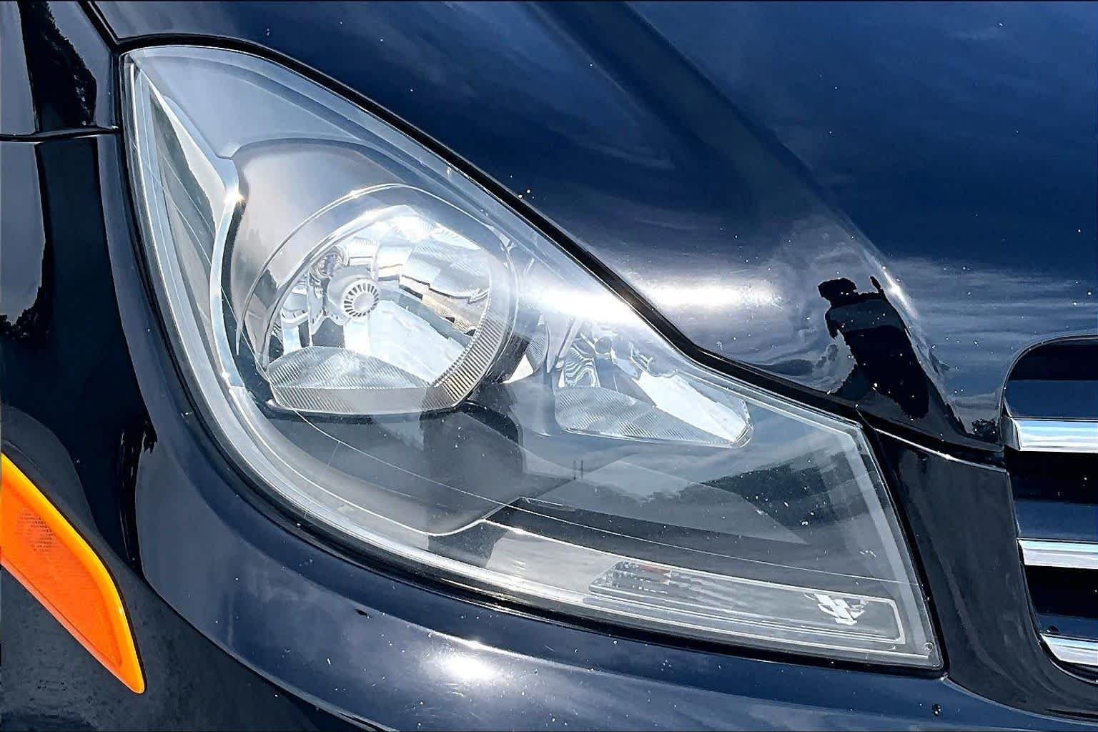 Used 2014 Obsidian Black Metallic Mercedes-Benz C 250 Sport image 25