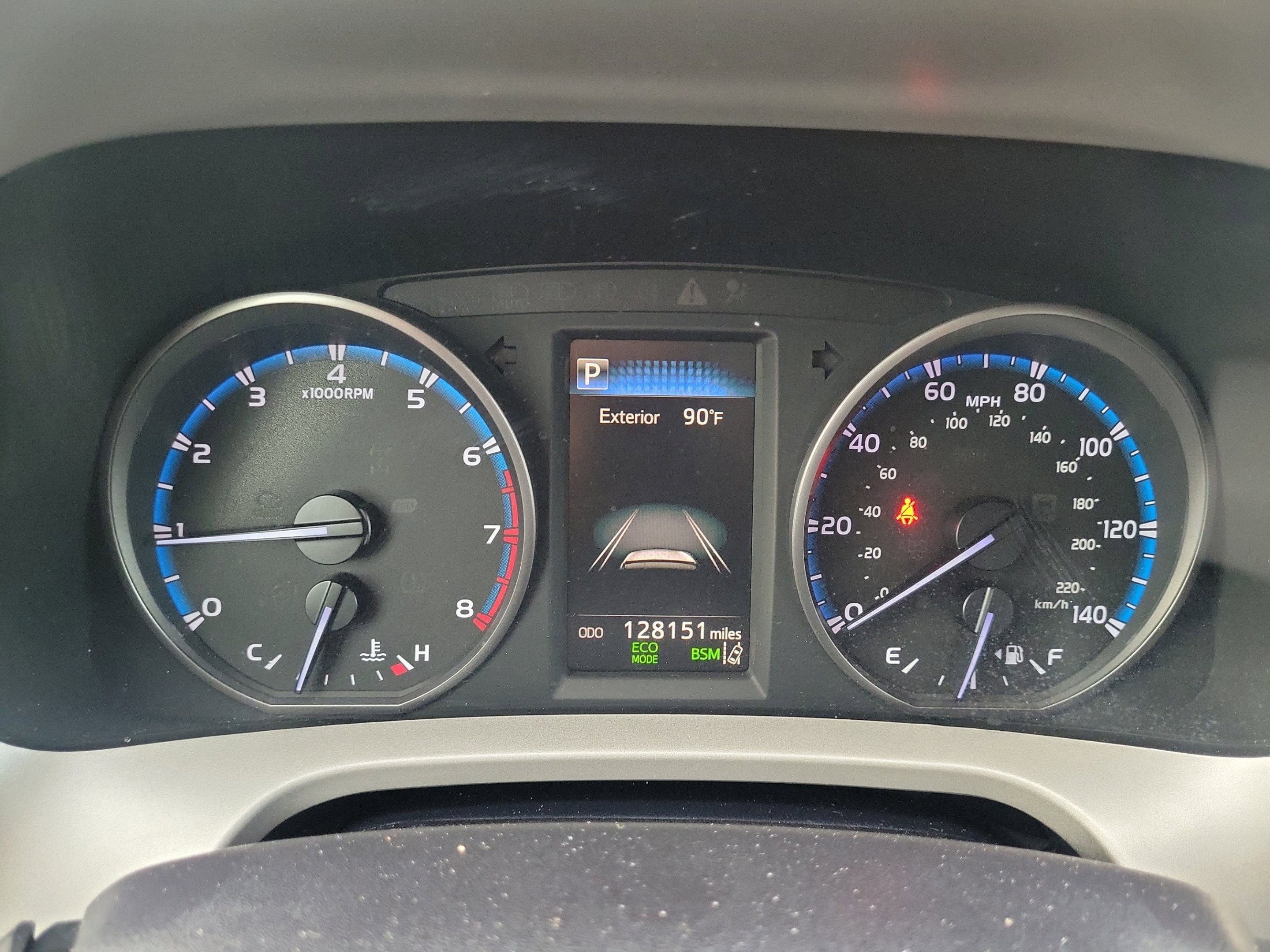 Used 2018 Pearl Toyota XLE image 20