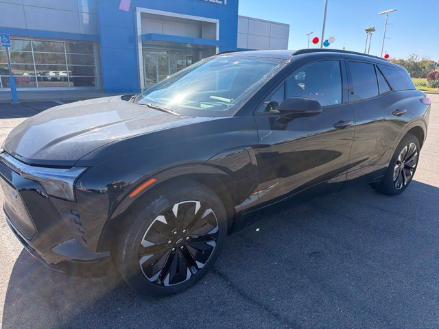 Used 2024 Chevrolet Blazer EV RS with VIN 3GNKDCRJ5RS126619 for sale in Milan, MI