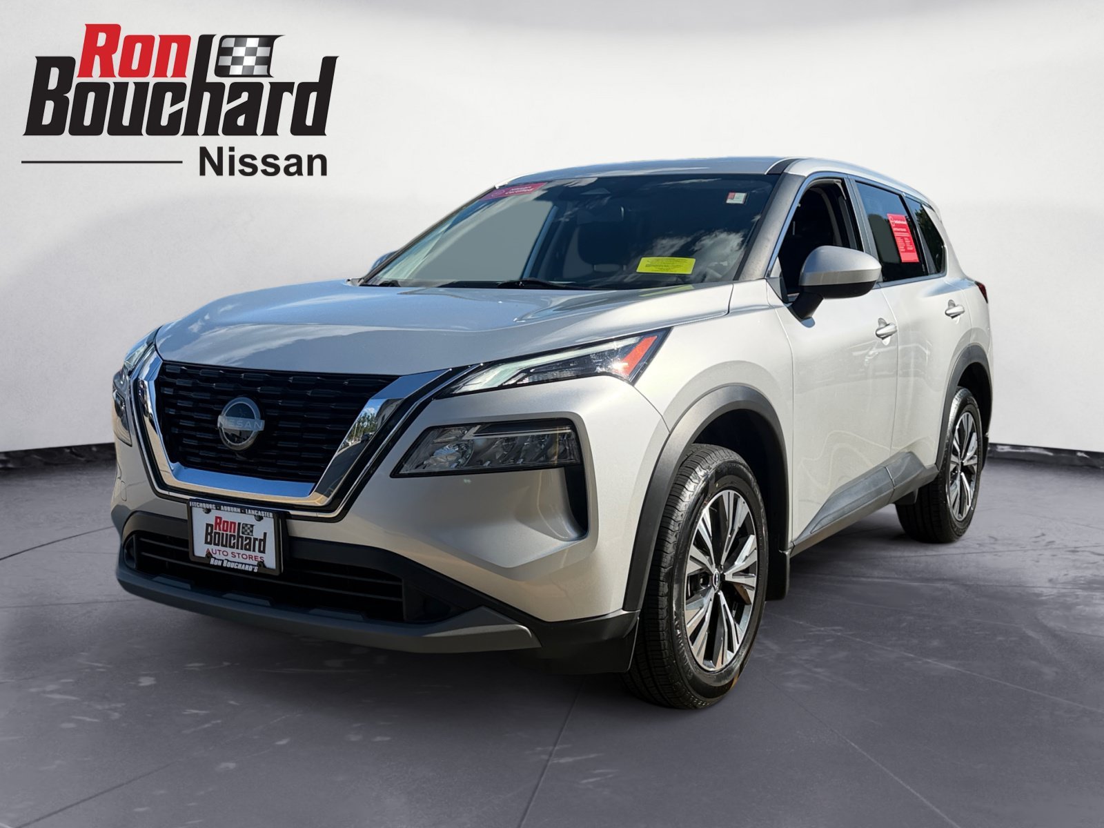 Used 2023 Brilliant Silver Metallic Nissan SV image 5