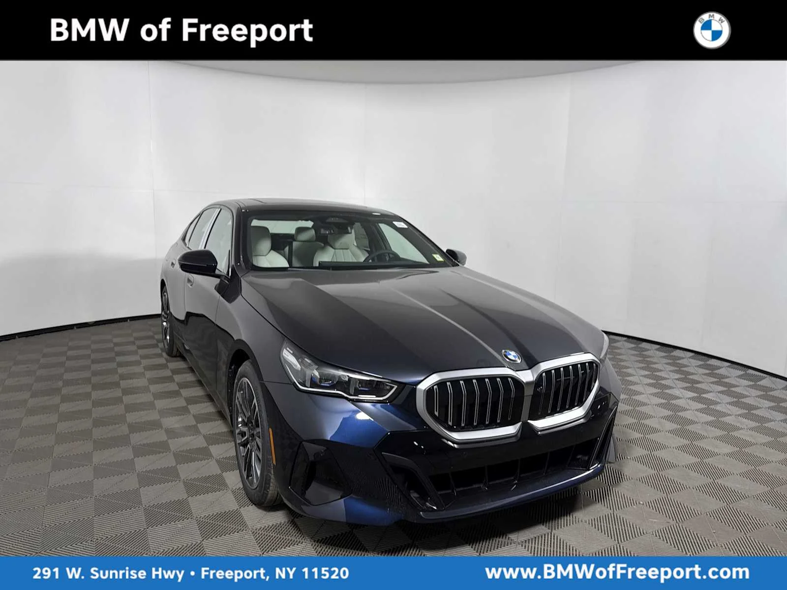 2026 BMW 5 Series 530i xDrive Sedan's photo