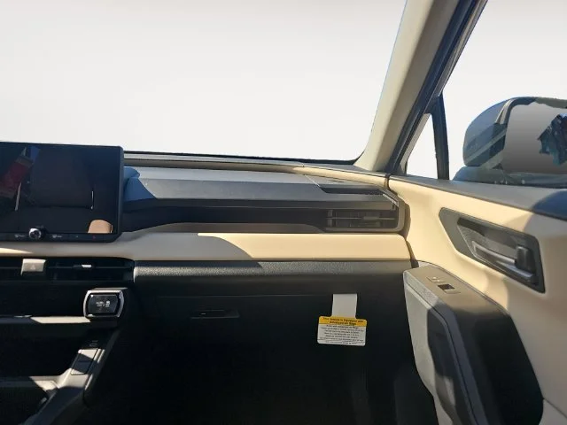 New 2026  Toyota XLE Premium image 9