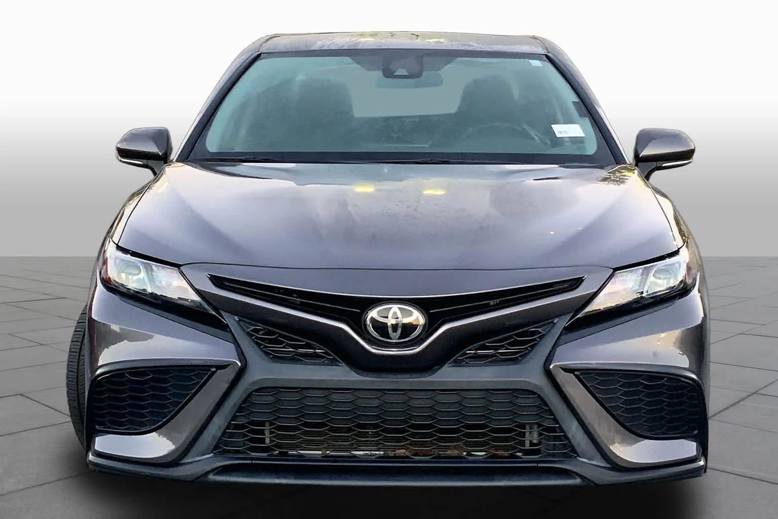 Used 2022 Predawn Gray Mica Toyota SE image 3