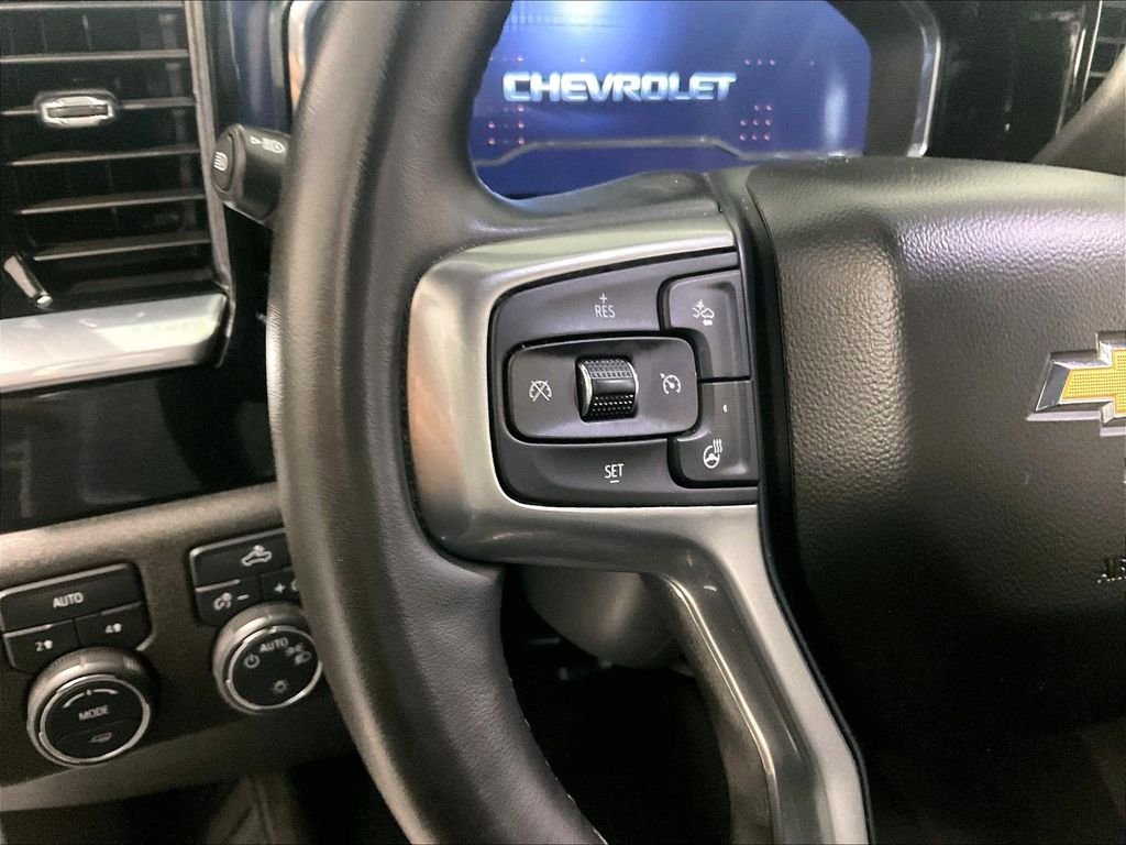 Used 2023 Gray Chevrolet LT image 22