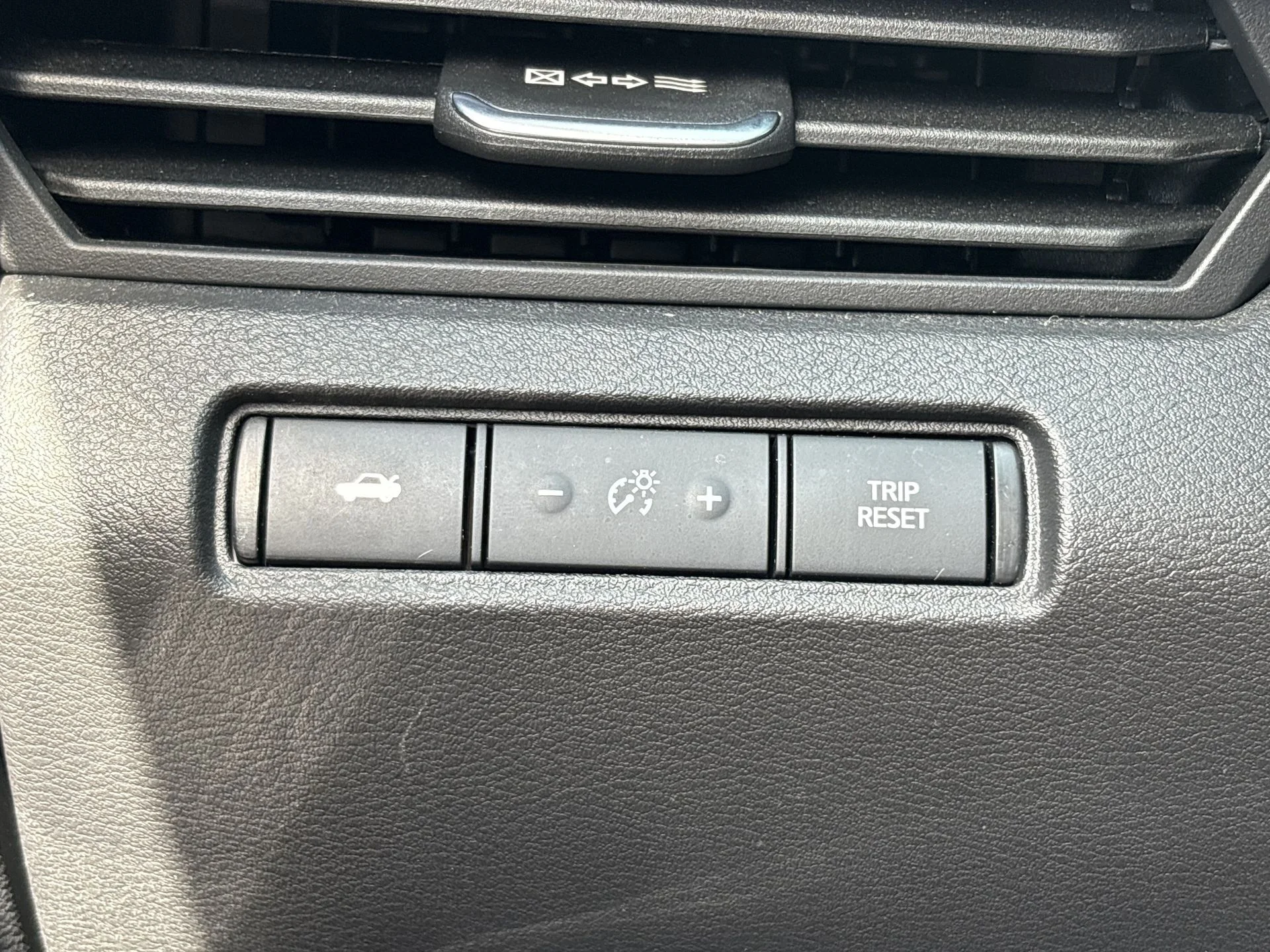 Certified Used 2025 Gray Nissan 2.5 SR image 13
