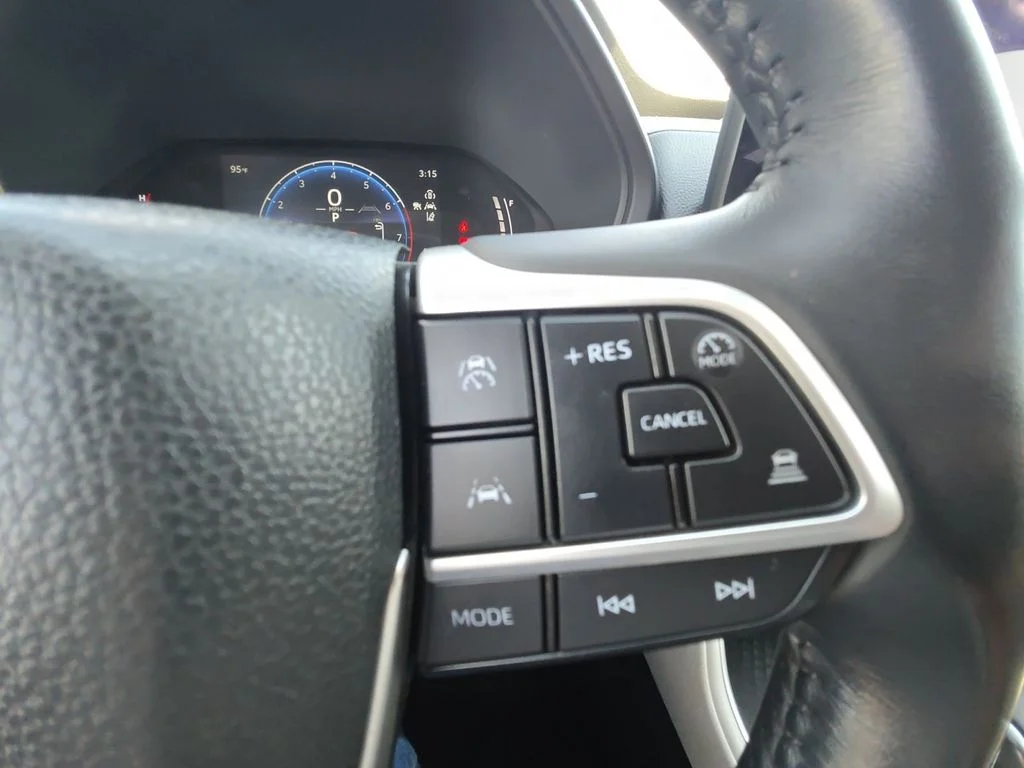 Used 2024 White Toyota XLE image 25
