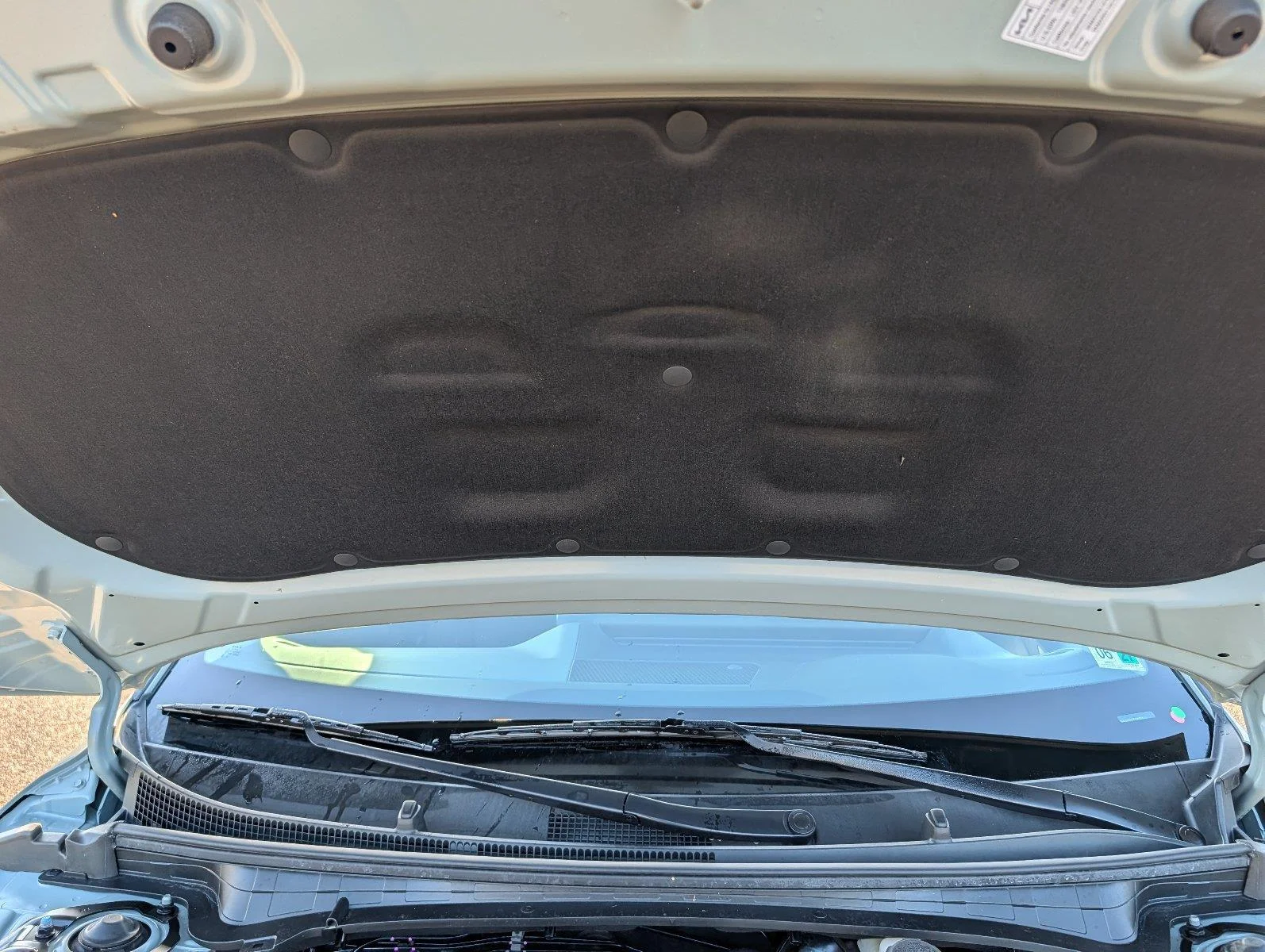 Used 2025 Morning Haze Kia LXS image 35