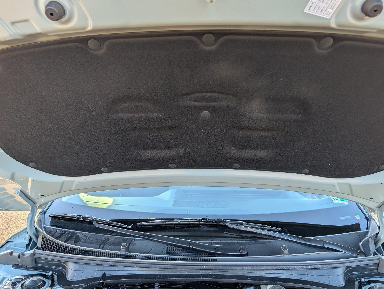 Used 2025 Morning Haze Kia LXS image 35