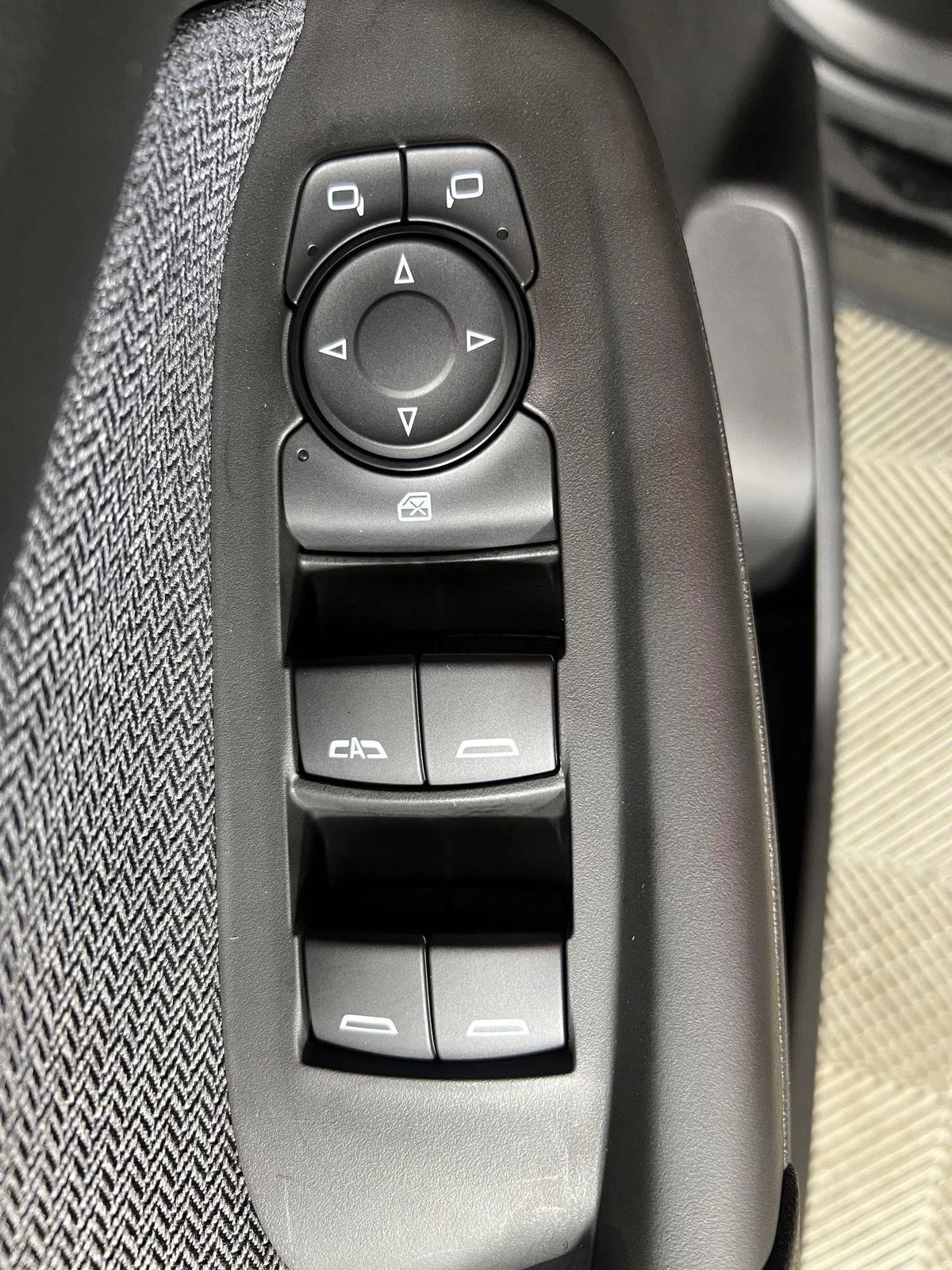 New 2026 Mosaic Black Metallic Chevrolet LT image 37
