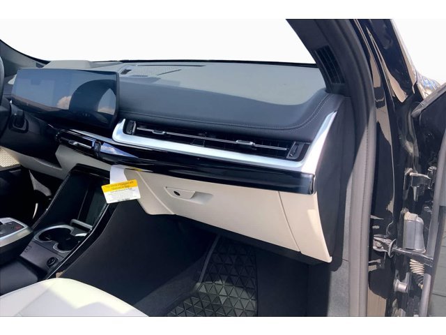 New 2026 Jet Black BMW xDrive28i image 18