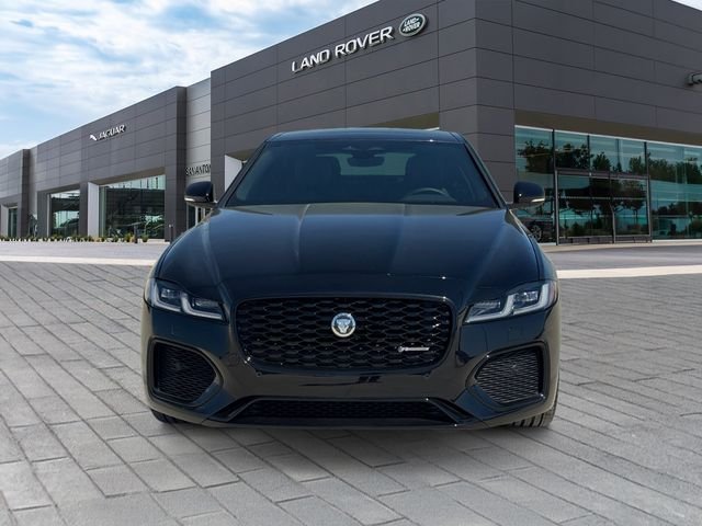 New 2024 Santorini Black JAGUAR P300 R-DYNAMIC SE AWD image 8