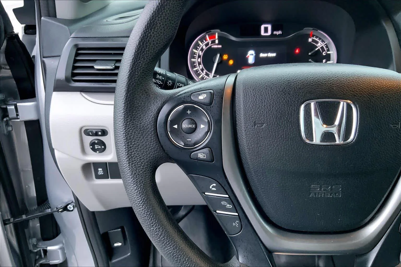 Used 2017 Lunar Silver Metallic Honda EX image 23